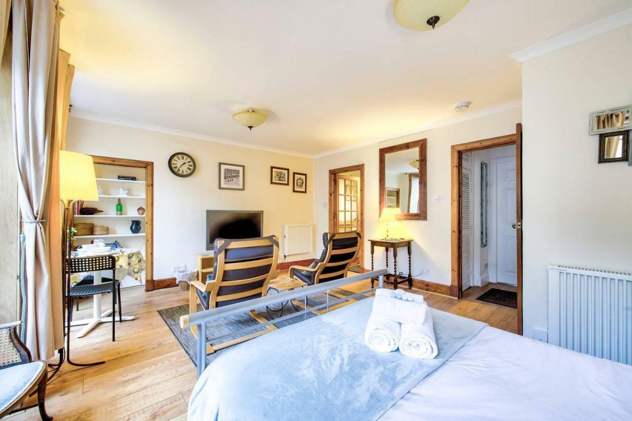 Joivy Royal Mile Apartment In Prime Location 爱丁堡 外观 照片